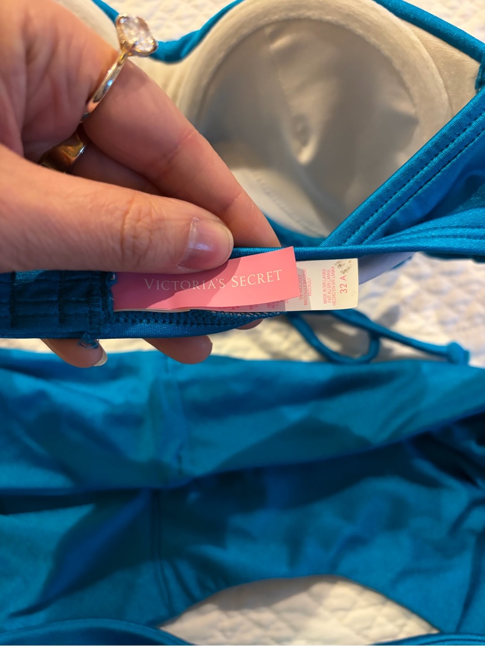Victoria's Secret Vibrant Blue/Teal Twist Bandeau Bikini- EUC- Size Small - Picture 6 of 8